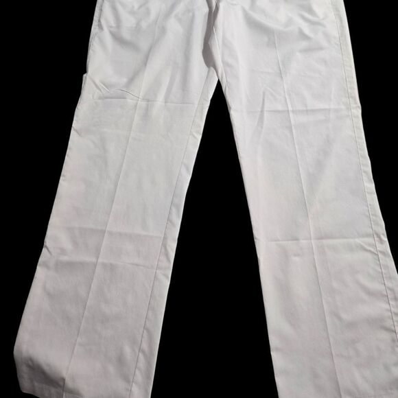 Golf LON - Picture 2 of 4